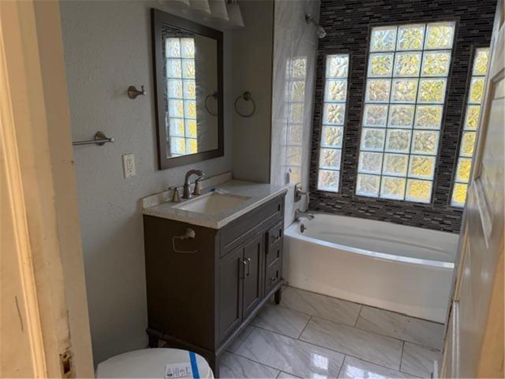 468 Bellows Street Saint Paul MN 55107 7011573 image12