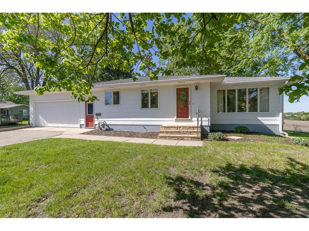 468 E Washington Street Le Center MN 56057 6722121 image1