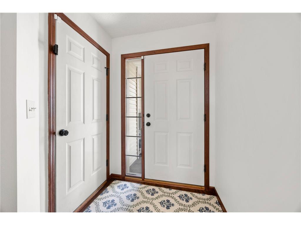 468 Stonewood Lane Burnsville MN 55306 7068286 image18