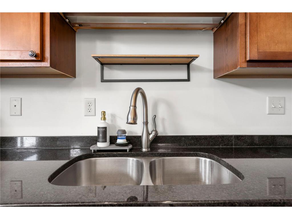 468 Stonewood Lane Burnsville MN 55306 7068286 image28