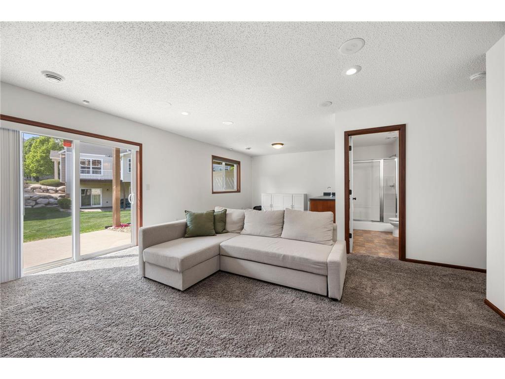 468 Stonewood Lane Burnsville MN 55306 7068286 image48