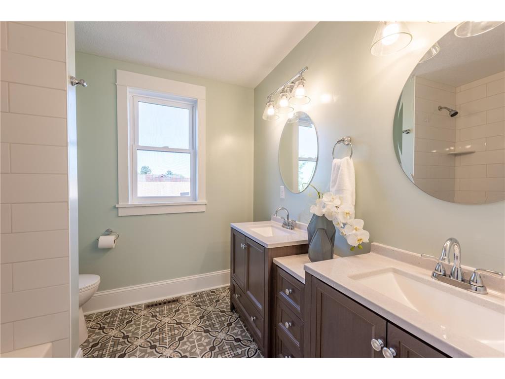468 Warwick Street Saint Paul MN 55105 7077486 image18