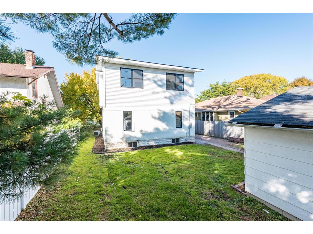 468 Warwick Street Saint Paul MN 55105 7077486 image22