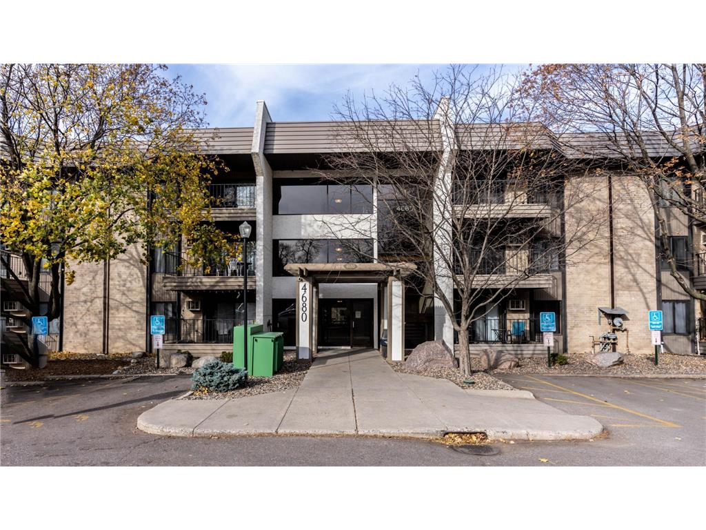 4680 Tower Street SE 219, Prior Lake, MN, 55372 MLS 7420104 Edina