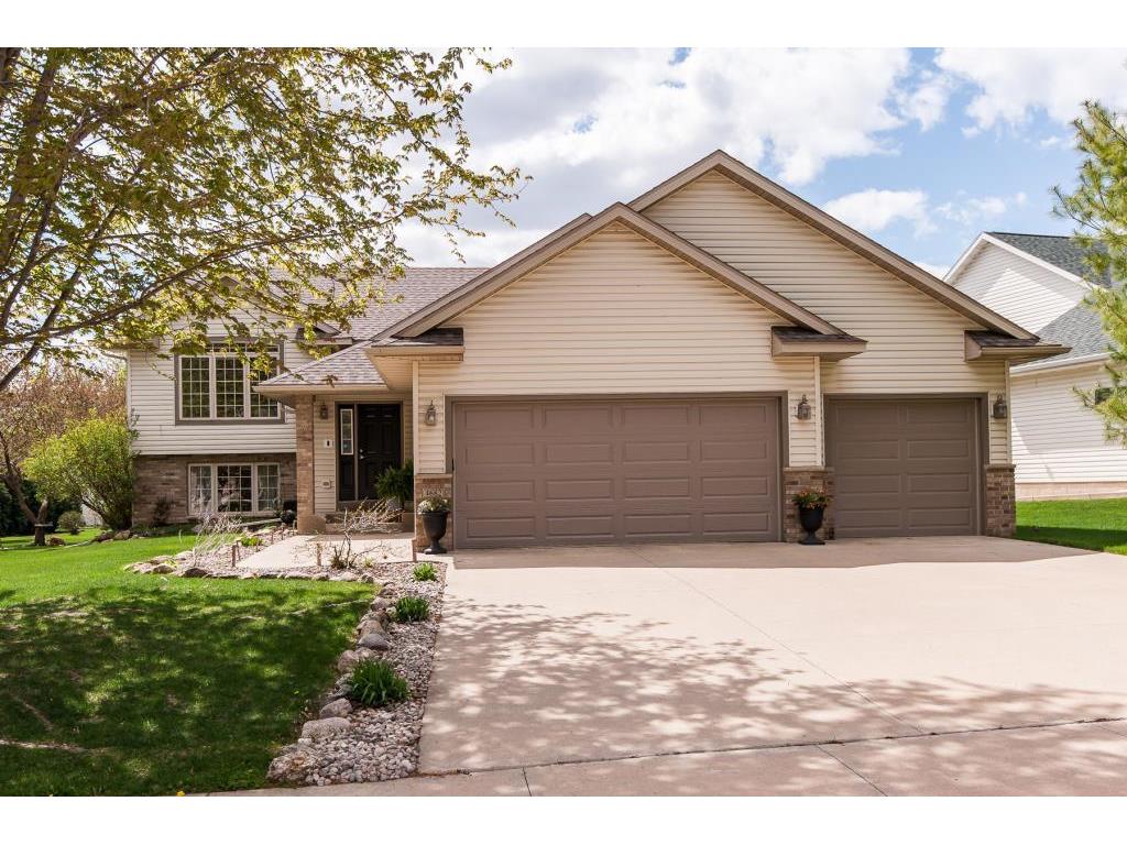 4682 White Pine Drive NW, Rochester, MN 55901 MLS 5565007 Edina Realty