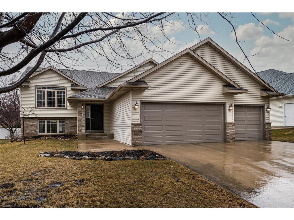 4682 White Pine Drive NW Rochester MN 55901 6168279 image1