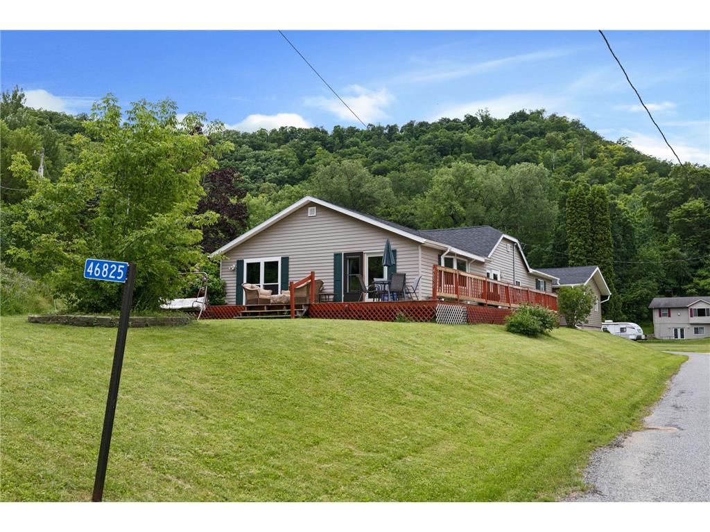 46825 Oak Hill Lane Dresbach Twp MN 55947 - Mississippi 7099964 image1