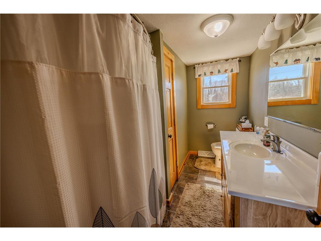 46840 Foss Road Osage MN 56570 - Shell 7060385 image14