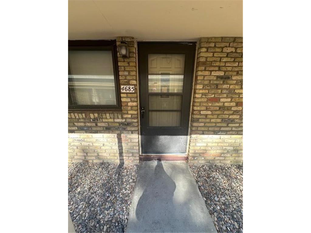 4685 Monroe Street NE Hilltop MN 55421 6800480 image2