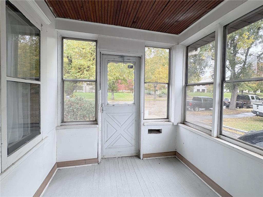 469 Como Avenue Saint Paul MN 55103 6812452 image2