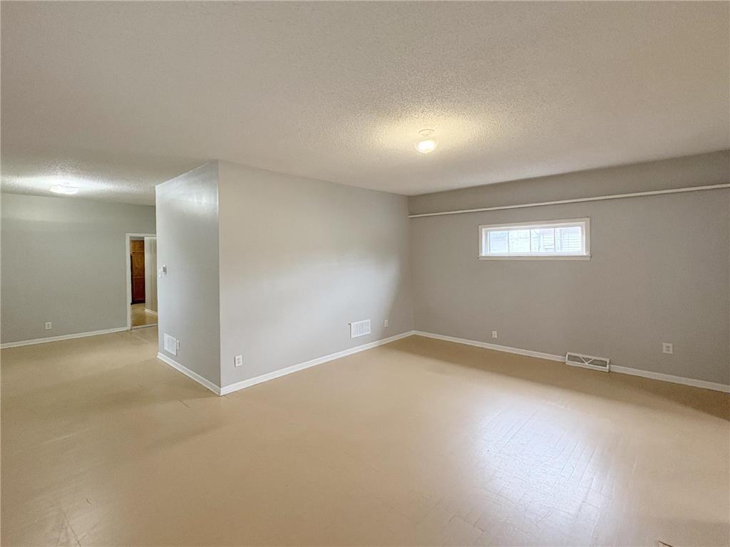 469 Como Avenue Saint Paul MN 55103 6812452 image3