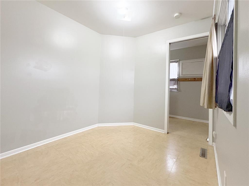 469 Como Avenue Saint Paul MN 55103 6812452 image9