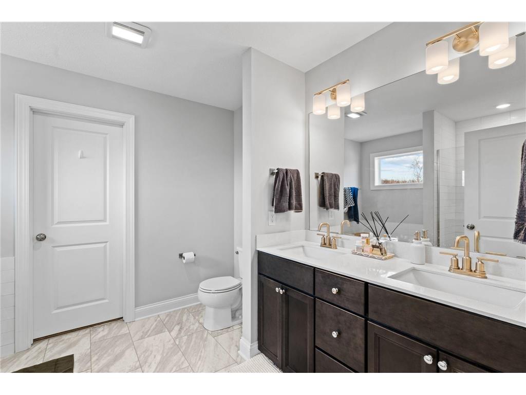 4694 128th Circle NE Blaine MN 55449 7003905 image26