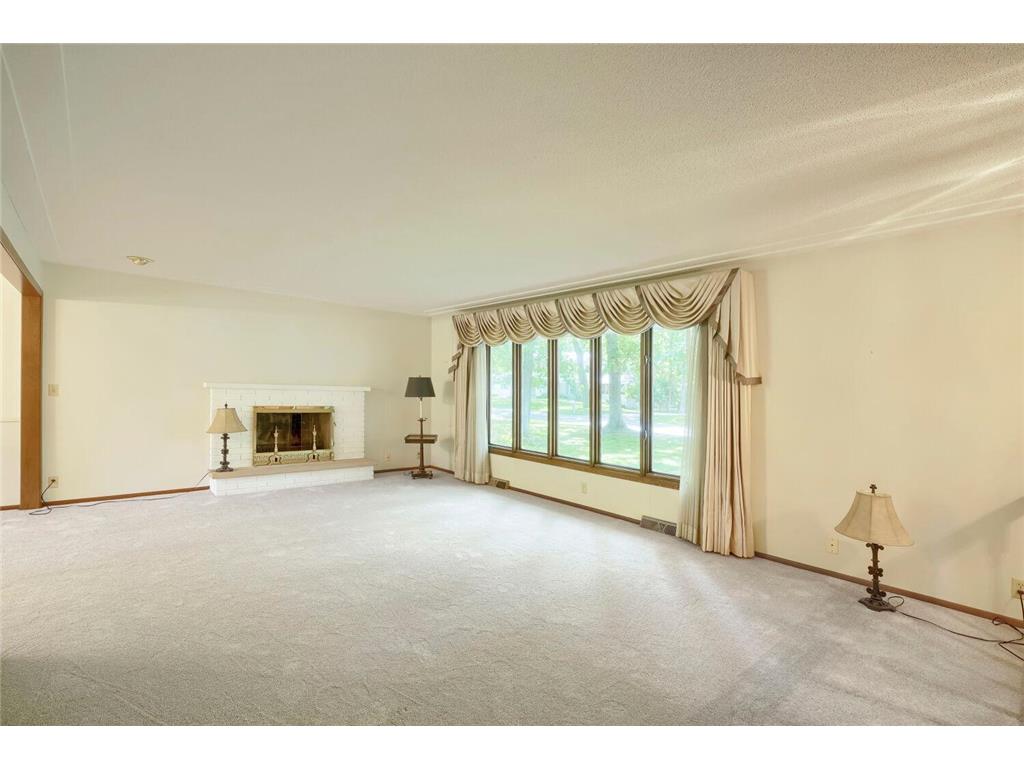 4696 126th Street N White Bear Lake MN 55110 - Bald Eagle 7080889 image7