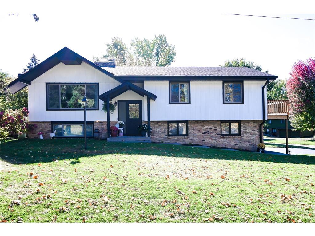 4696 Flag Avenue N New Hope MN 55428 7045348 image1