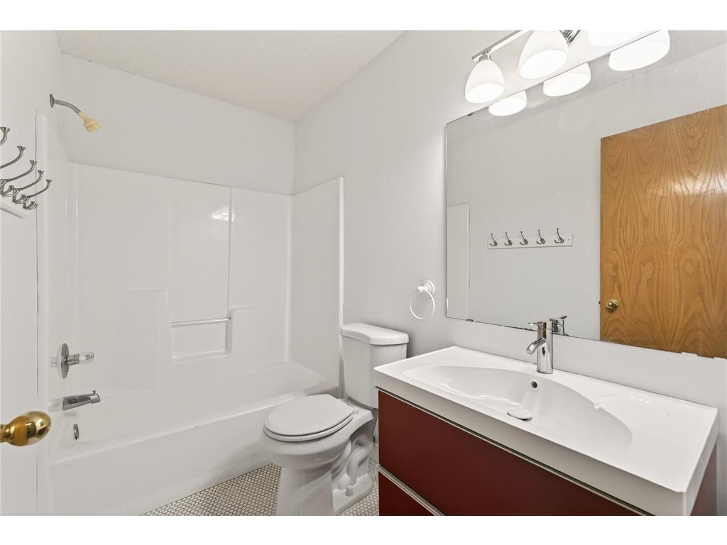4696 Weston Hills Drive Eagan MN 55123 7074482 image45