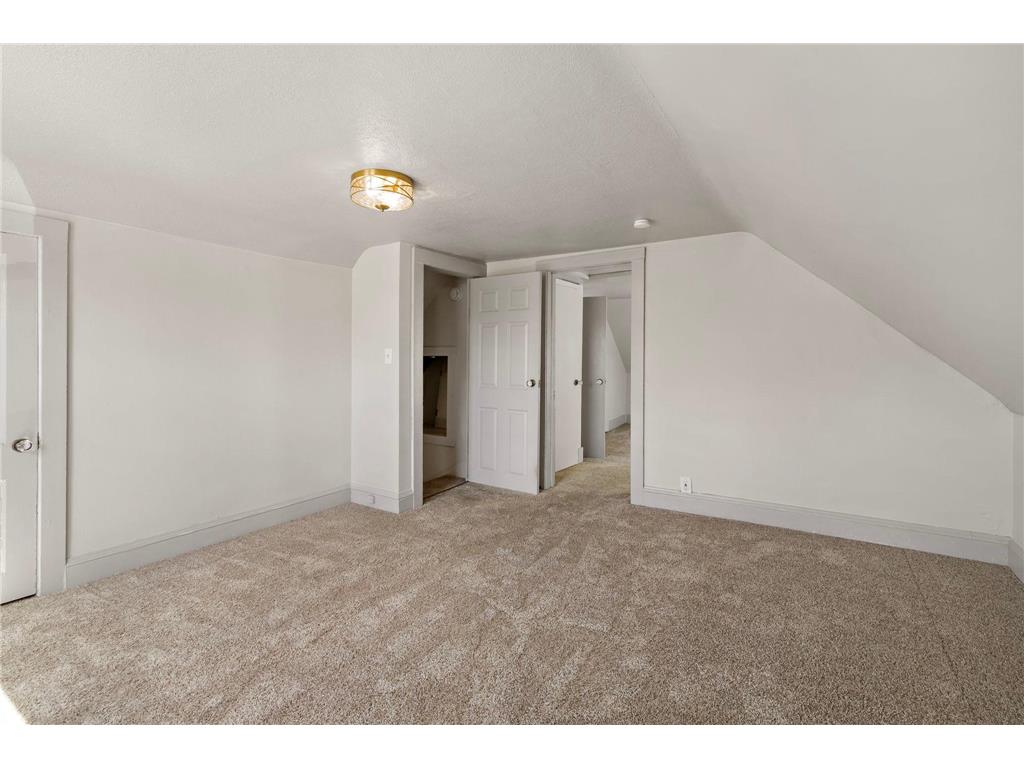 47 Lawson Avenue W Saint Paul MN 55117 7055557 image10