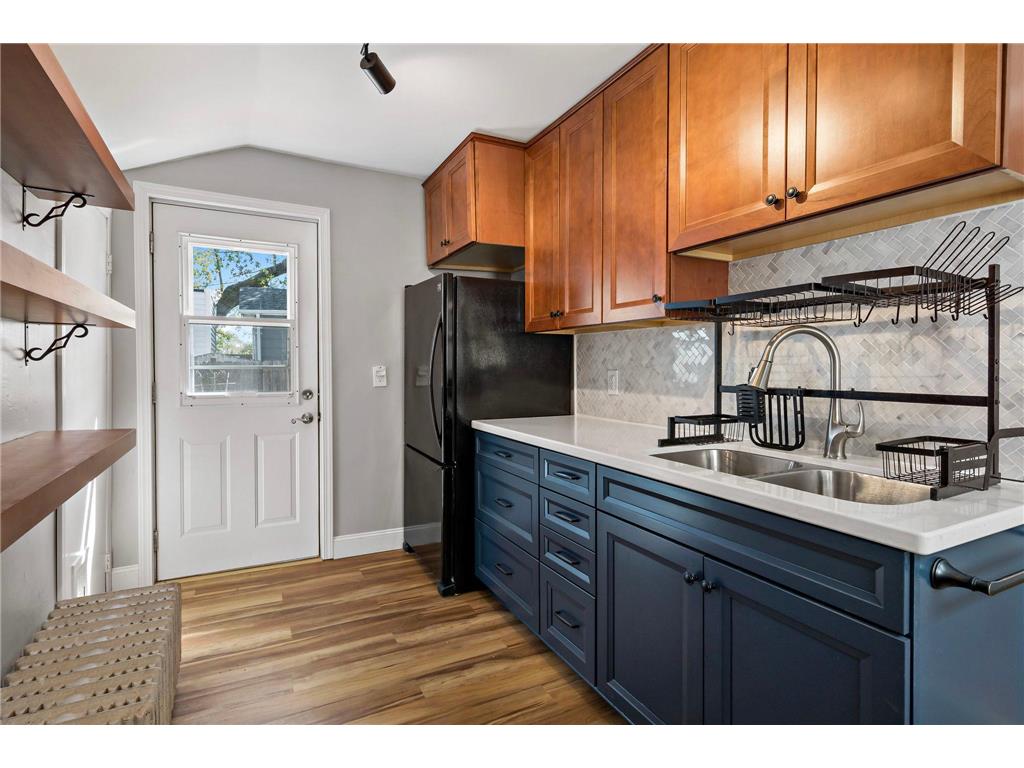 47 Lawson Avenue W Saint Paul MN 55117 7055557 image3