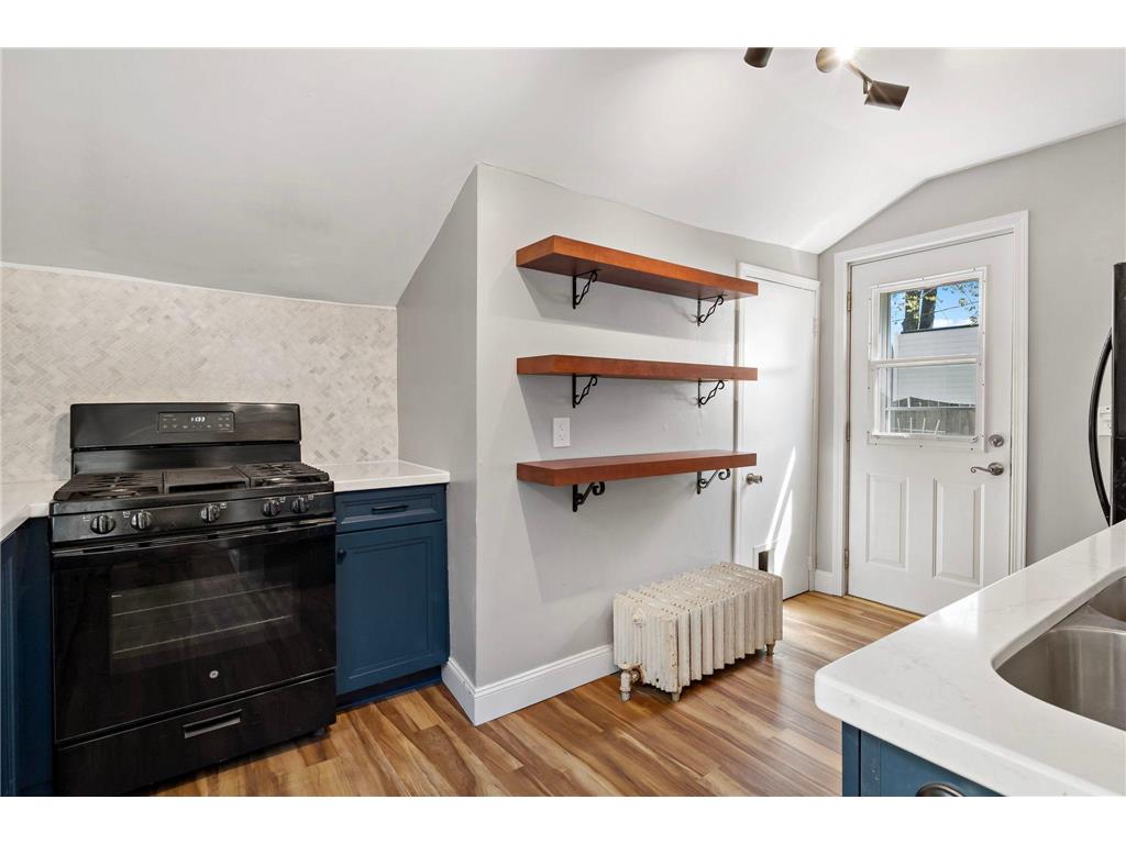 47 Lawson Avenue W Saint Paul MN 55117 7055557 image4