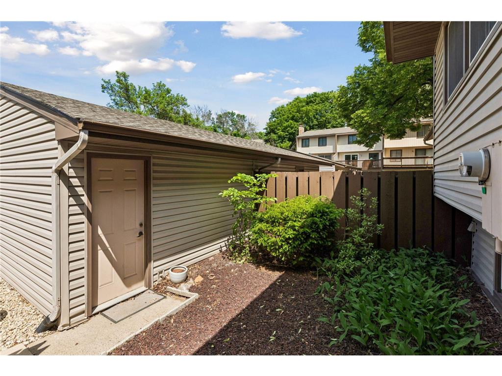 47 River Woods Lane Burnsville MN 55337 7078051 image27