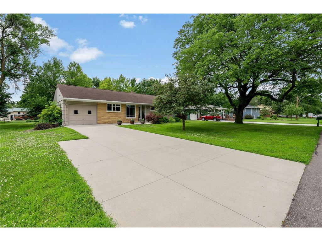 47 Skyline Drive Mankato MN 56001 7106032 image2