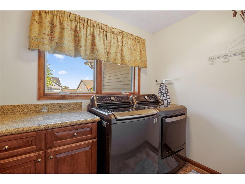 470 Emma Street Norwood Young America MN 55368 - Brand 7071862 image16