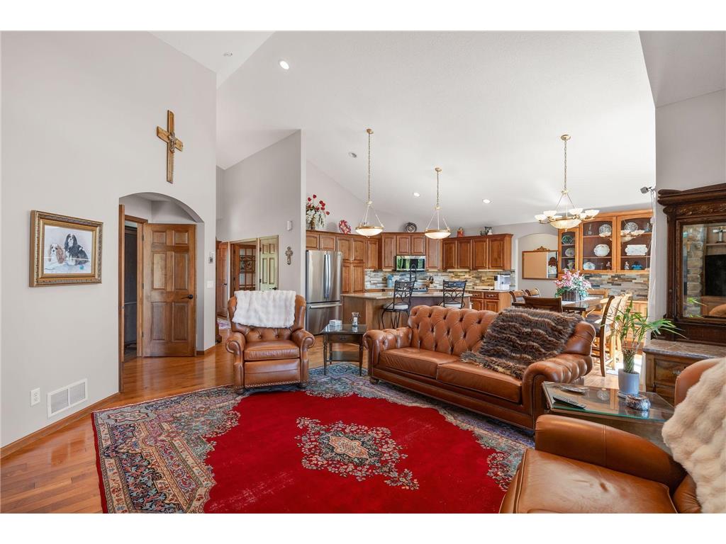470 Emma Street Norwood Young America MN 55368 - Brand 7071862 image6