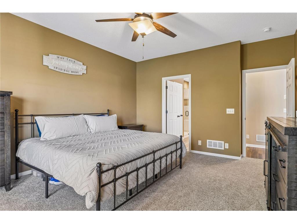 470 Holly Lane N Oakdale MN 55128 7065168 image19