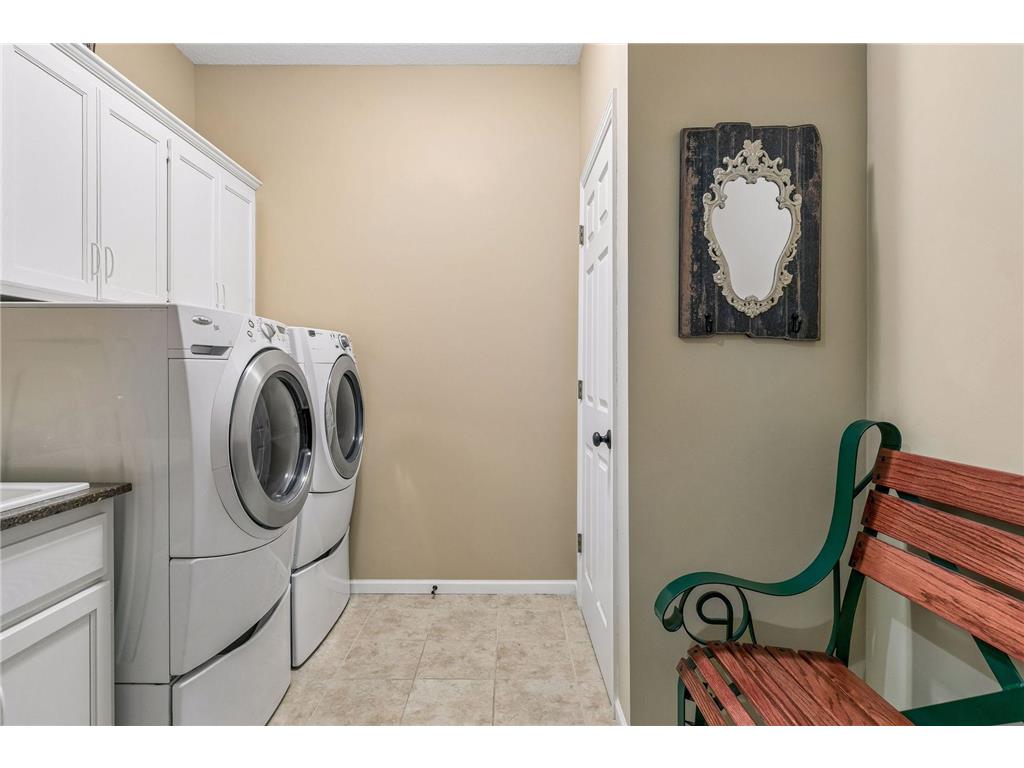 470 Holly Lane N Oakdale MN 55128 7065168 image25