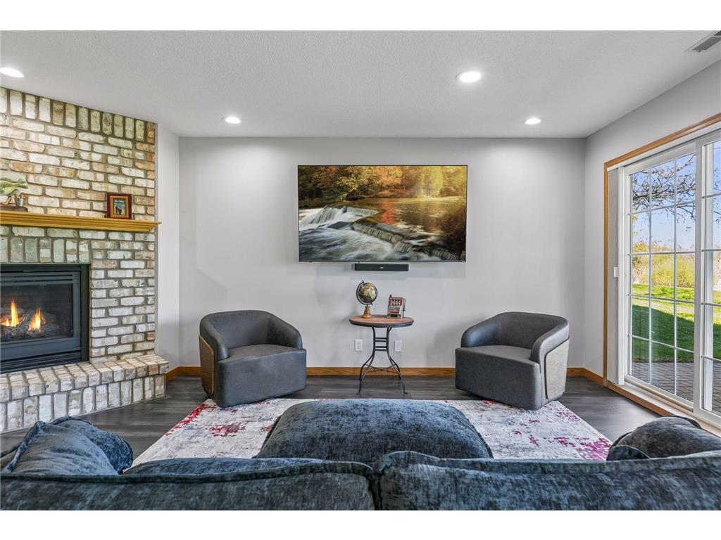 470 Holly Lane N Oakdale MN 55128 7065168 image30