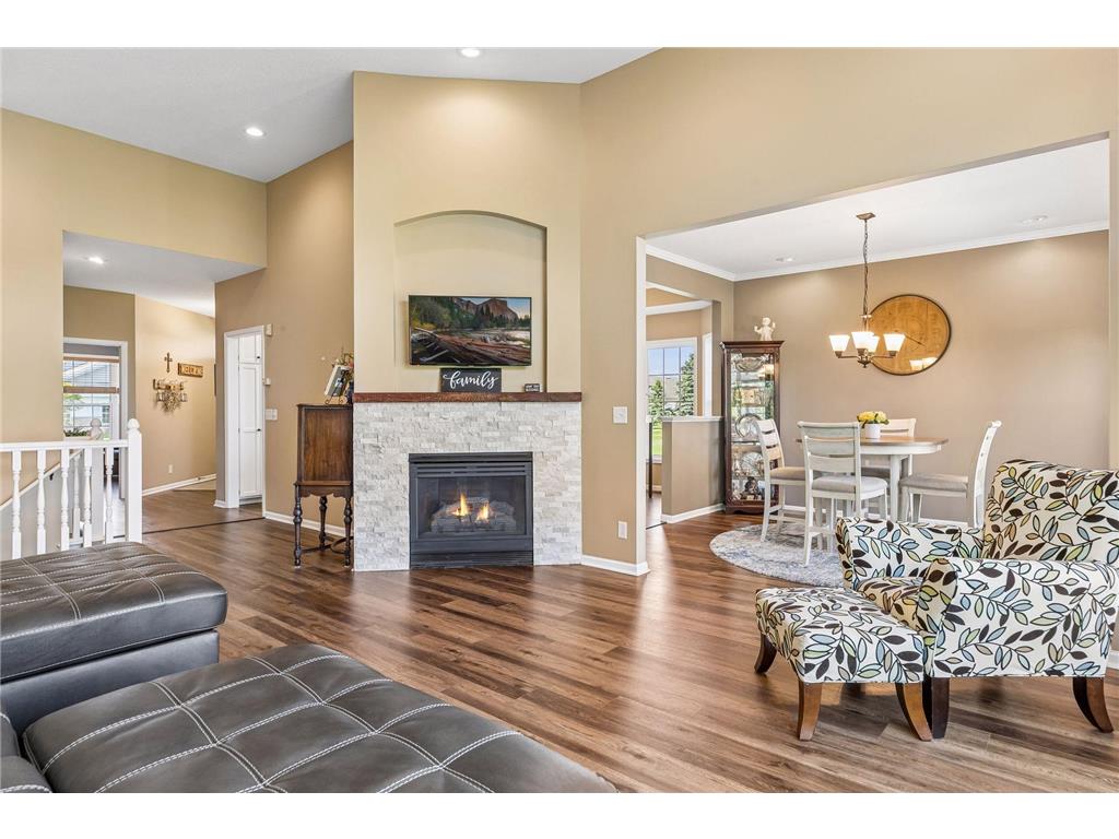 470 Holly Lane N Oakdale MN 55128 7065168 image9