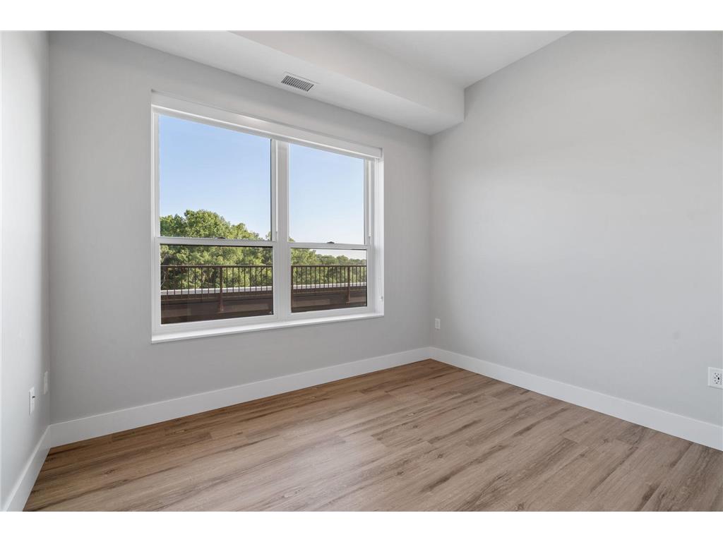 470 Lexington Parkway S #518 Saint Paul MN 55105 6687160 image24