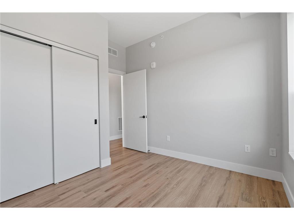 470 Lexington Parkway S #518 Saint Paul MN 55105 6687160 image26