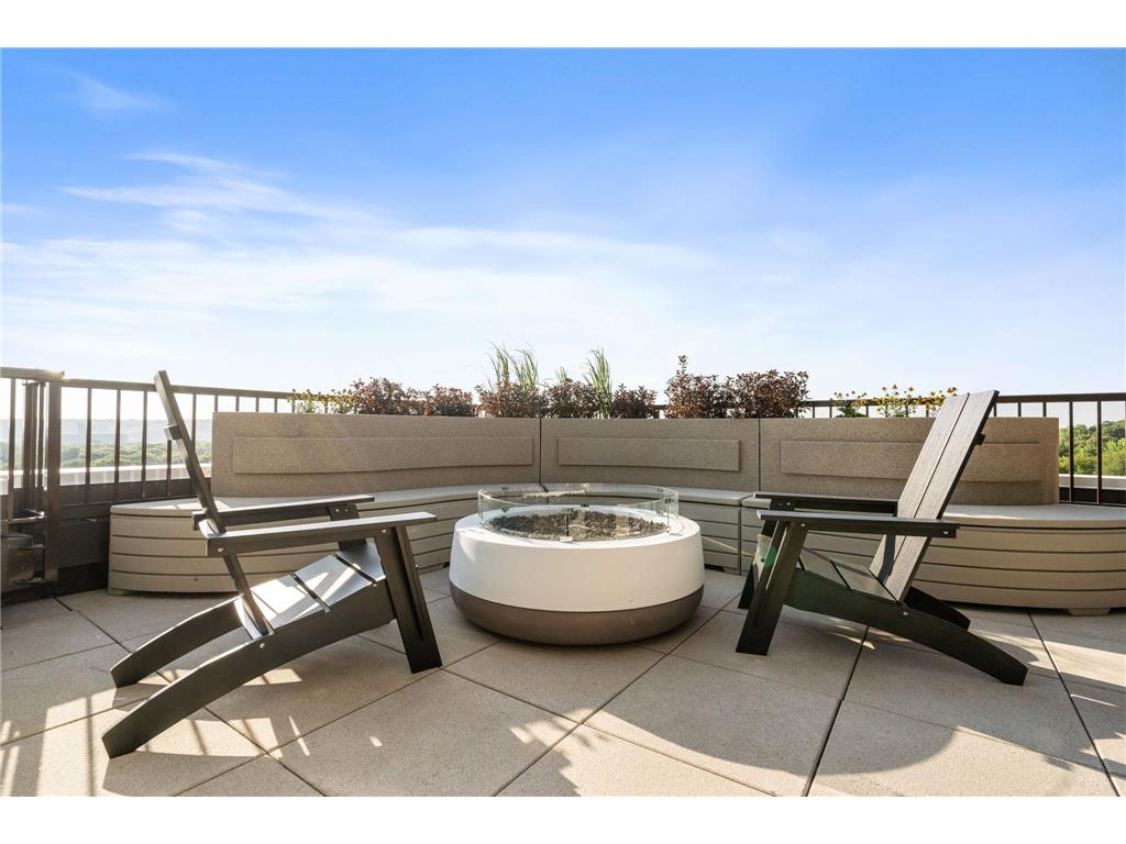 470 Lexington Parkway S #518 Saint Paul MN 55105 6687160 image4