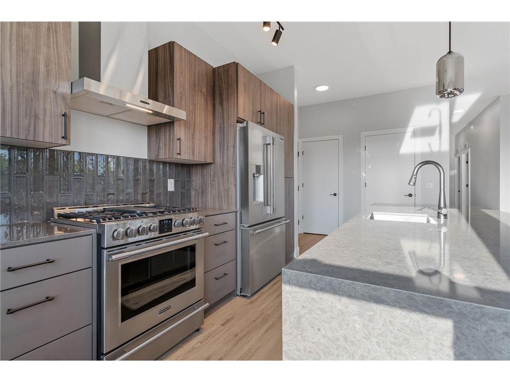 470 Lexington Parkway S #518 Saint Paul MN 55105 7041704 image19