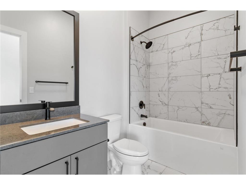 470 Lexington Parkway S #518 Saint Paul MN 55105 7041704 image25