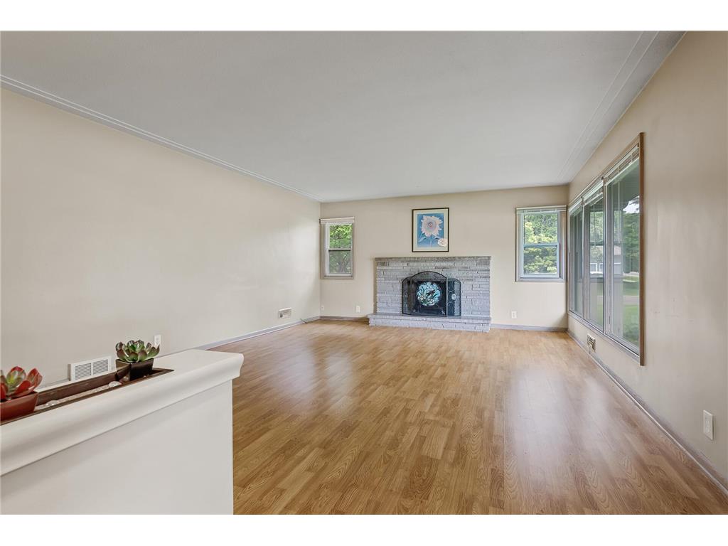 4700 Glenwood Avenue Golden Valley MN 55422 6814303 image5