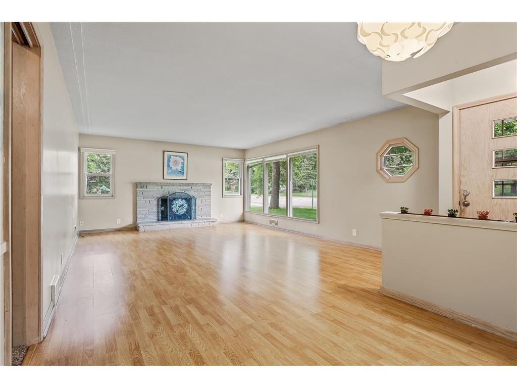 4700 Glenwood Avenue Golden Valley MN 55422 6814303 image7