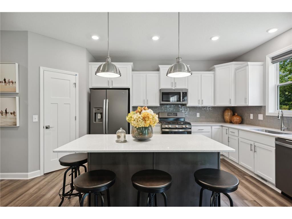 4700 Martingale Alcove Woodbury MN 55129 6380275 image1