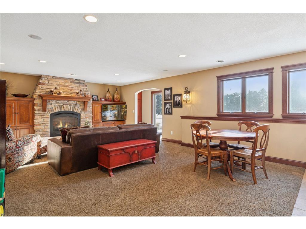 4700 Mcdonald Dr Place N Baytown Twp MN 55082 - Cloverdale 6784388 image44