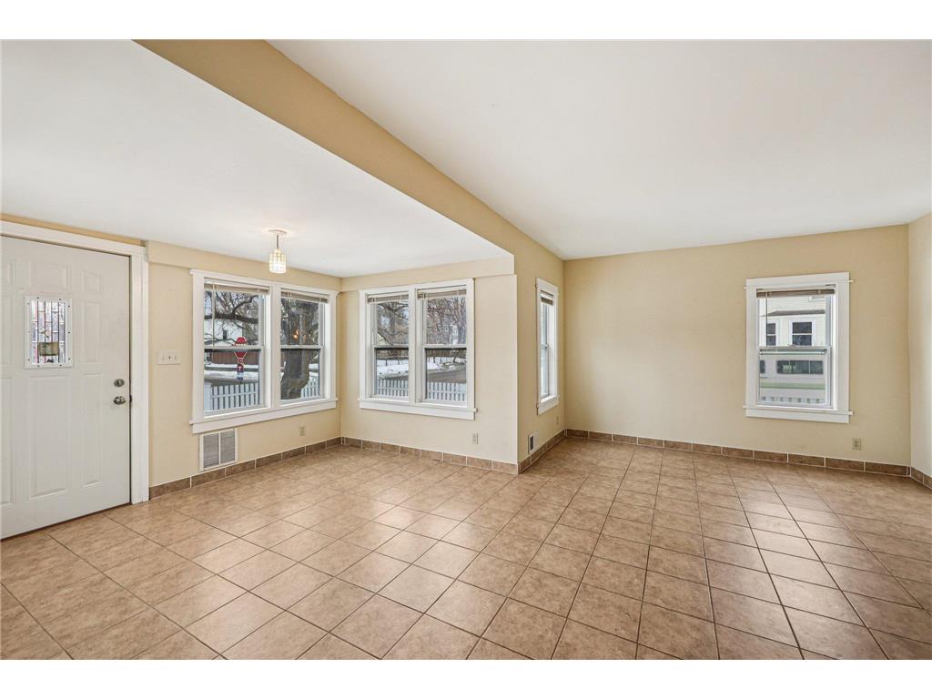 4701 Bryant Avenue N Minneapolis MN 55430 7018553 image10