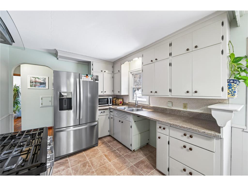 4701 Douglas Drive N Crystal MN 55429 7014582 image1