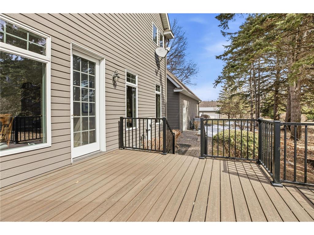 4701 NE River Road Sartell MN 56379 - Mississippi 7051949 image34
