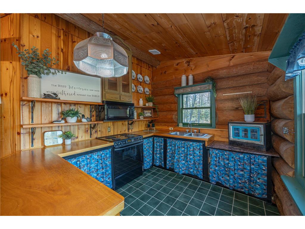 4701 Shangri La Drive NE Longville MN 56655 - Woman 6821488 image25