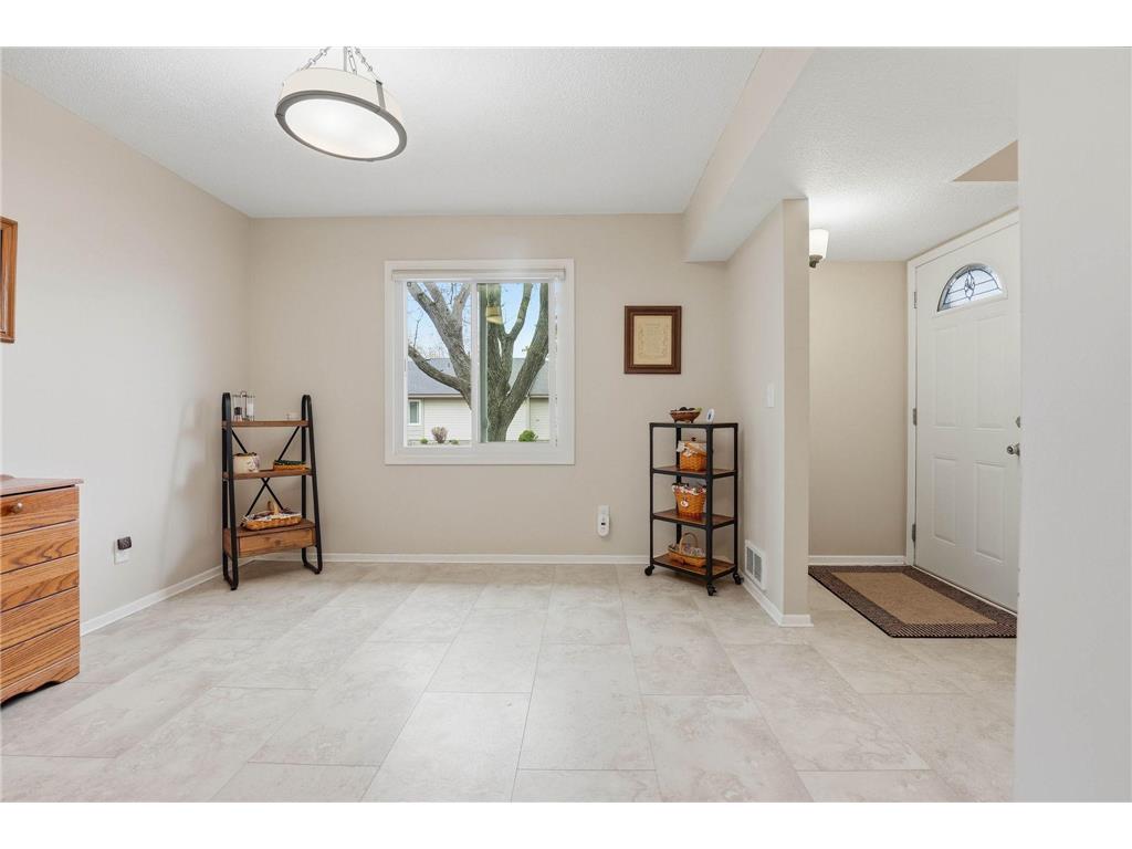 4702 Grenada Point Eagan MN 55122 7048133 image15