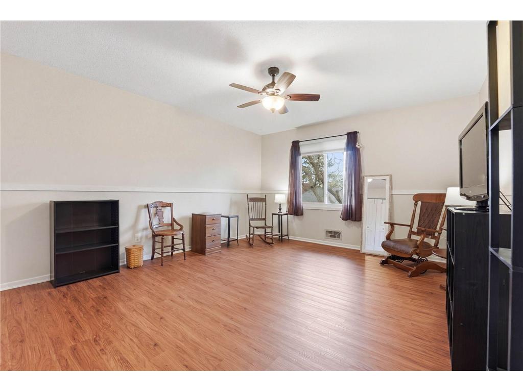 4702 Grenada Point Eagan MN 55122 7048133 image20