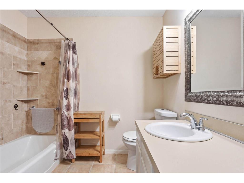 4702 Grenada Point Eagan MN 55122 7048133 image22