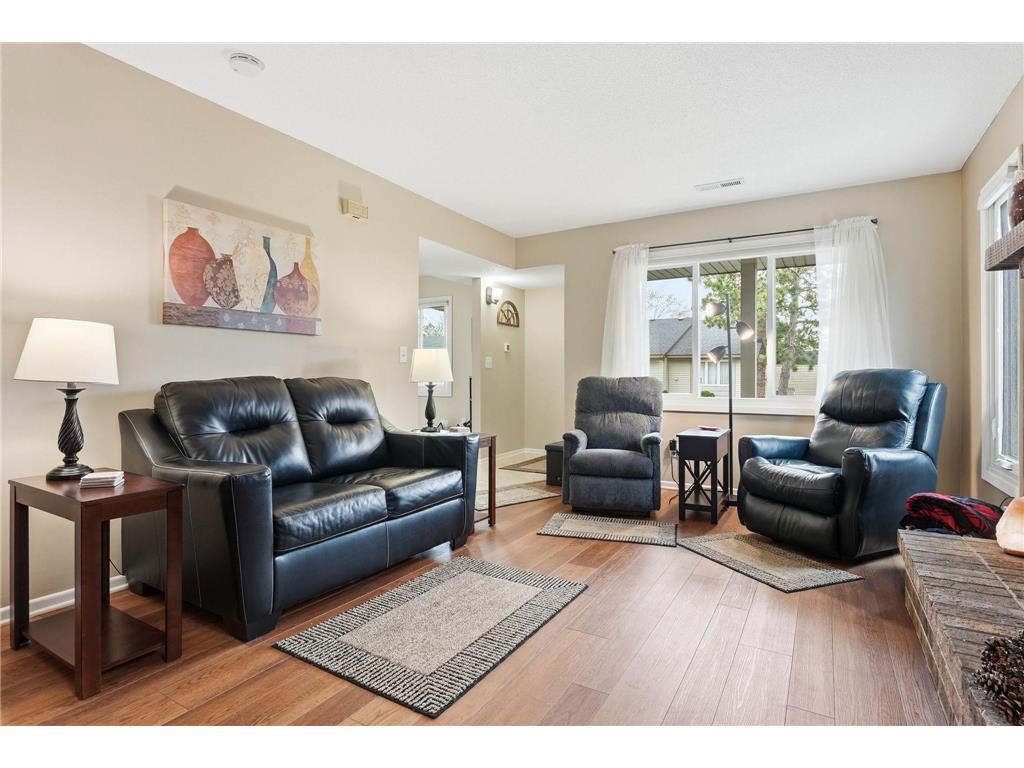 4702 Grenada Point Eagan MN 55122 7048133 image6