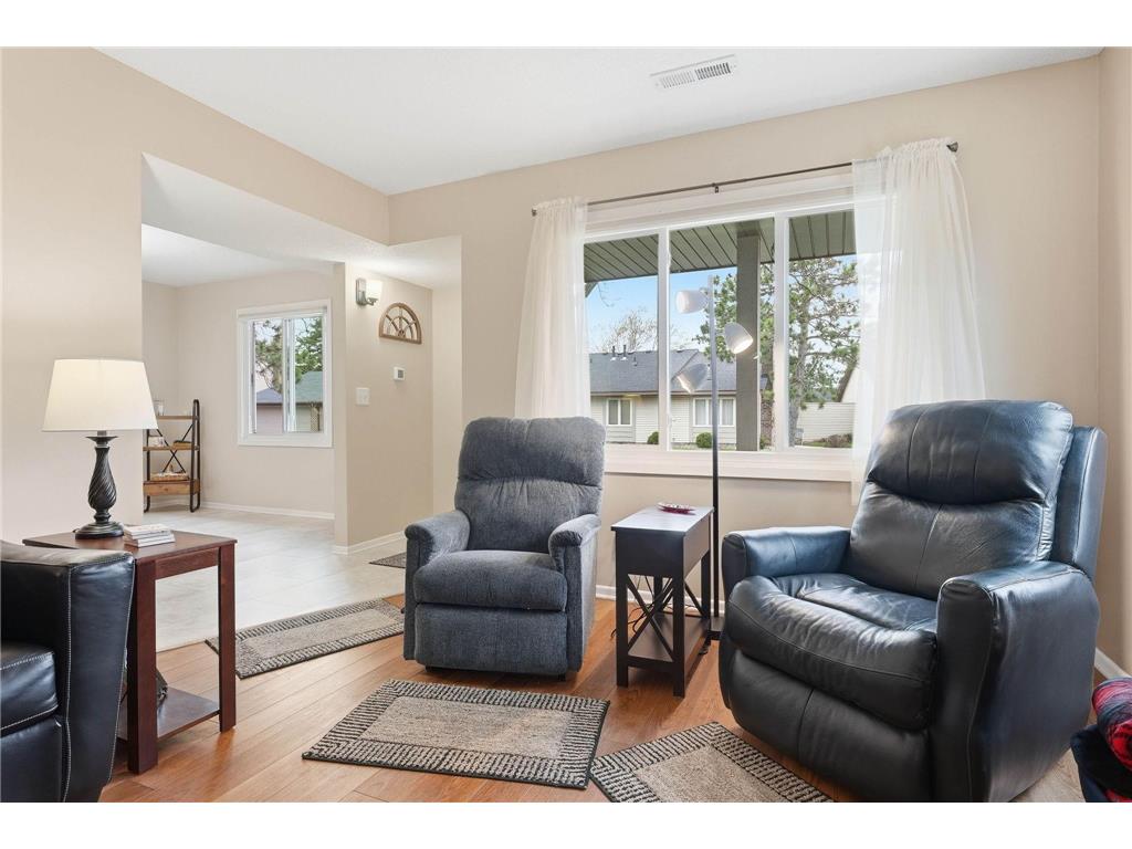 4702 Grenada Point Eagan MN 55122 7048133 image7