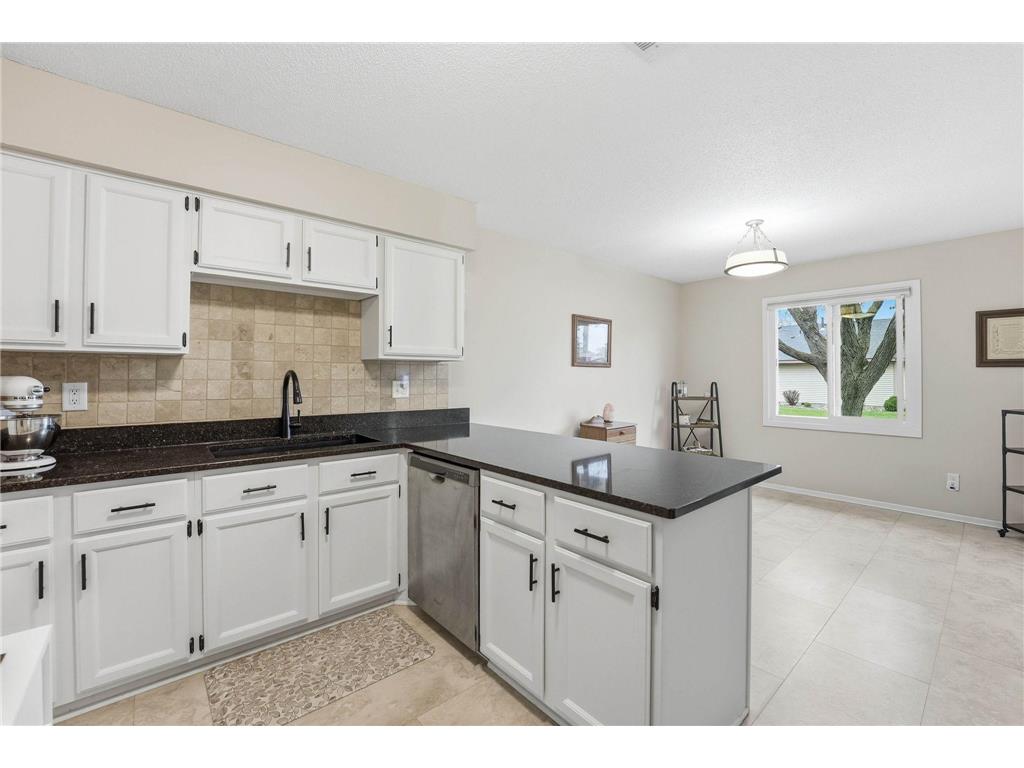 4702 Grenada Point Eagan MN 55122 7048133 image8